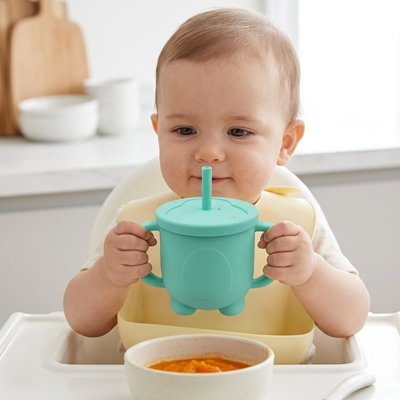 Gobelet apprentissage bébé vert
