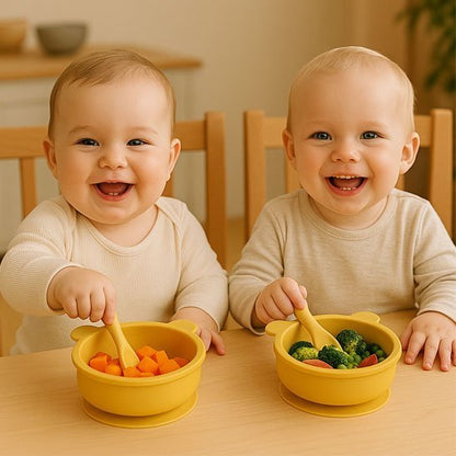 Assiette pour bébé avec des jumeaux 