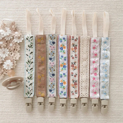 attache tetine 8 couleurs broderies clips