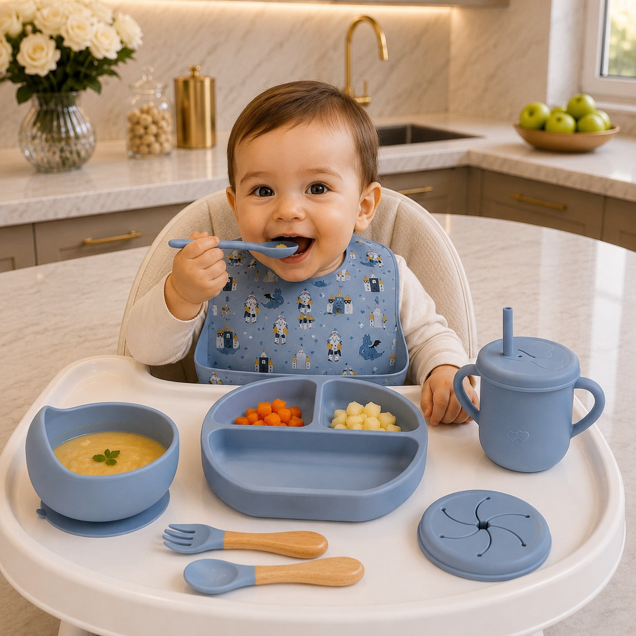 coffret repas bebe couleur bleu sur chaise haute